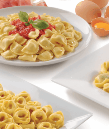 Assortiment de 3 paquets de 500g de pâtes farcies, tortellini fromages, tortelloni ricotta épinard et mezze-lune au jamon